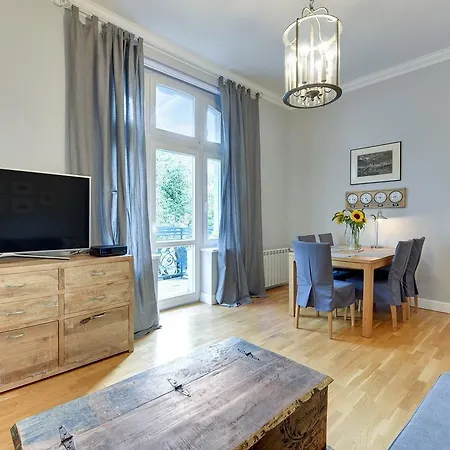 아파트 Oxford - Rodzinny W Spokojnej Sopockiej Kamaiennicy By Lion 소포트