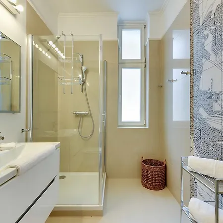 Oxford - Rodzinny W Spokojnej Sopockiej Kamaiennicy By Lion