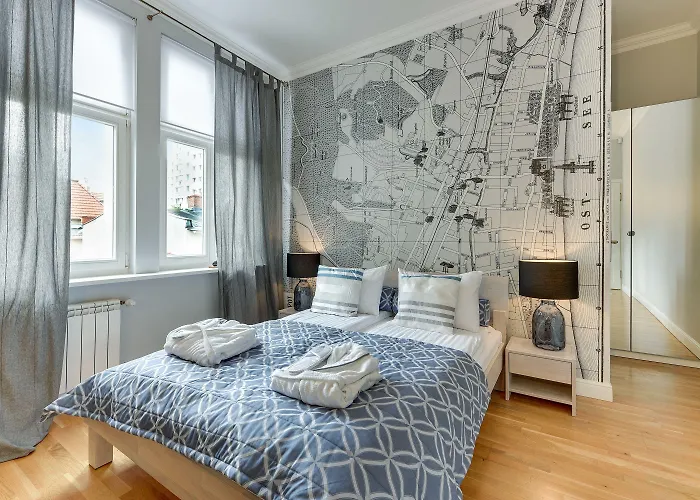 Oxford - Rodzinny W Spokojnej Sopockiej Kamaiennicy By Lion *