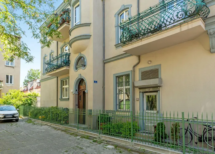 Oxford - Rodzinny W Spokojnej Sopockiej Kamaiennicy By Lion * Sopoty